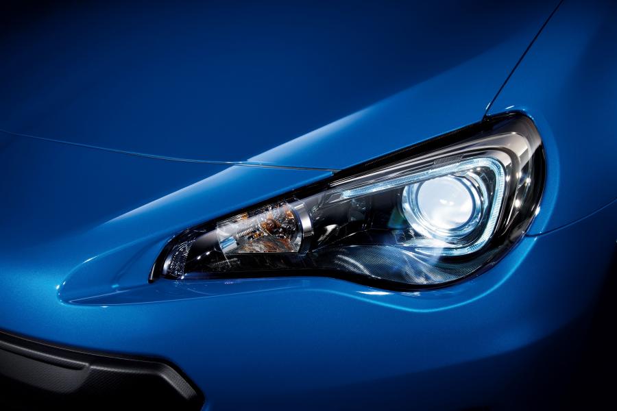  Subaru BRZ 2011 года  (фото 38 из 209)